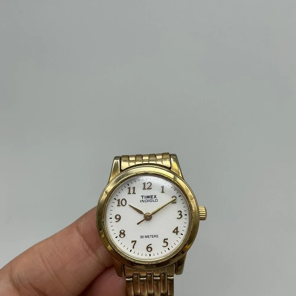Timex Indiglo 30 Meters Womens Watch 25mm White Dial Gold Tone New Battery 6